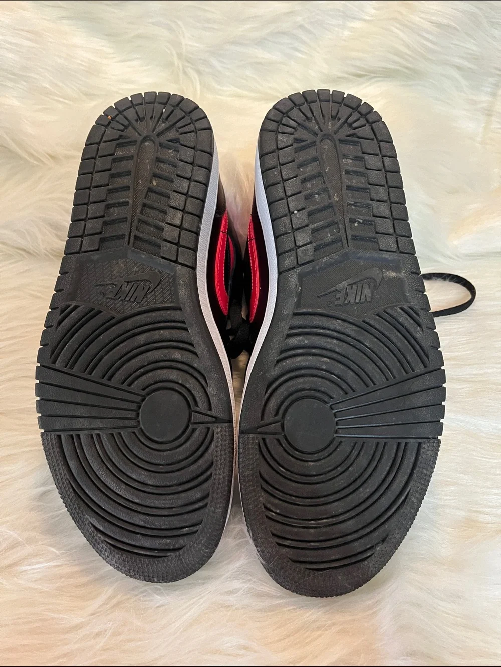 Jordan Men's Black and Red High-Top Sneakers NWOT